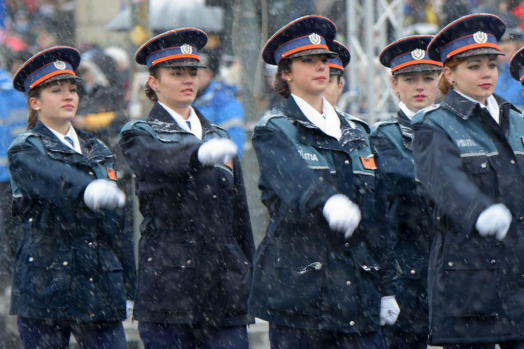 1 decembrie 2014 - Parada militara organizata cu ocazia Zilei Nationale a Romaniei  15930162951_e6831c88ff_b