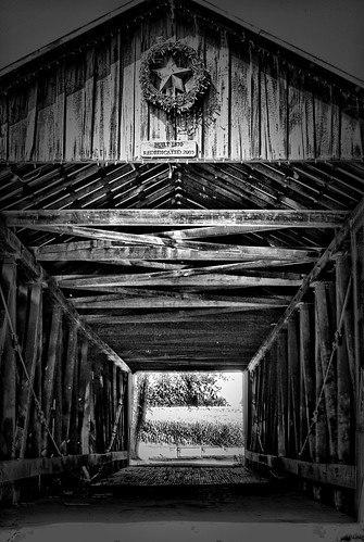 2011 canon eos dslr 500d t1i app rebel iphoneedit snapseed hdr panorama pano handyphoto geotagged geotag bridge highlandcounty august summer rural ohio blackwhite bw blackandwhite jamiesmed midwest photography