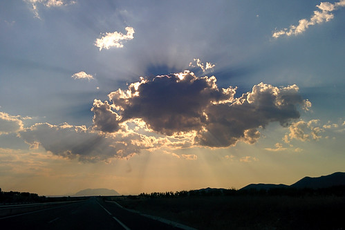 road sunset backlight spain strada tramonto nuvole nuvola spagna controluce