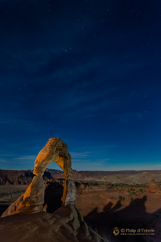 clouds stars landscapes utah us sandstone rocks anp skies unitedstates scenic astrophotography moab geology skyscapes archesnationalpark deserts delicatearch nightscapes naturephotography moonscapes landscapephotography starscapes pentaxk3 fingolfinphoto philipesterle