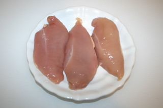 01 - Zutat Hähnchenbrust / Ingredient chicken breasts