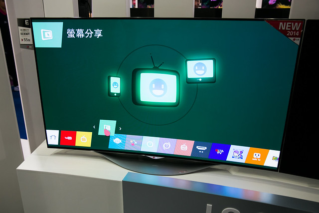 現在就看得到未來！LG 大尺寸 OLED 4K 曲面螢幕 @3C 達人廖阿輝