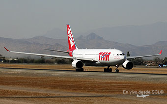 TAM A330-200 (RD)