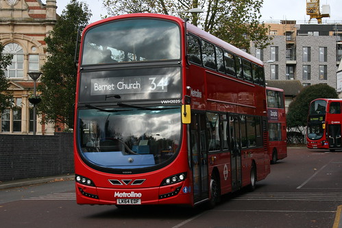 Metroline VW2025 on Route 34, Walthamstow Central