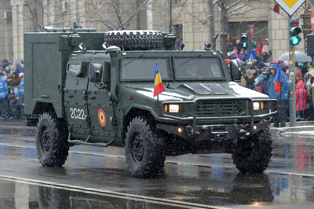 1 decembrie 2014 - Parada militara organizata cu ocazia Zilei Nationale a Romaniei  15744688358_a3e5cfcd6b_b