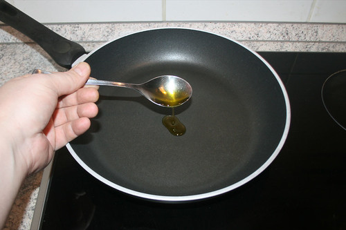 46 - Olivenöl erhitzen / Heat up olive oil