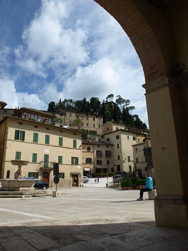 italy tuscany cetona piazza square rocca