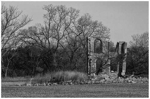 old house farm ruin hills kansas smoky