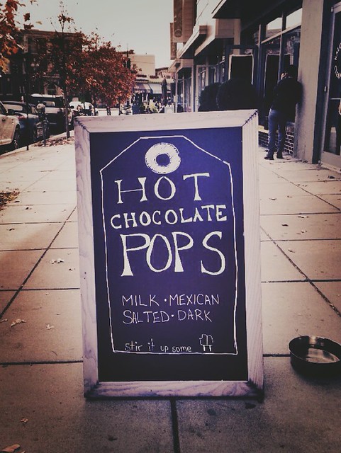 Hot chocolate pops