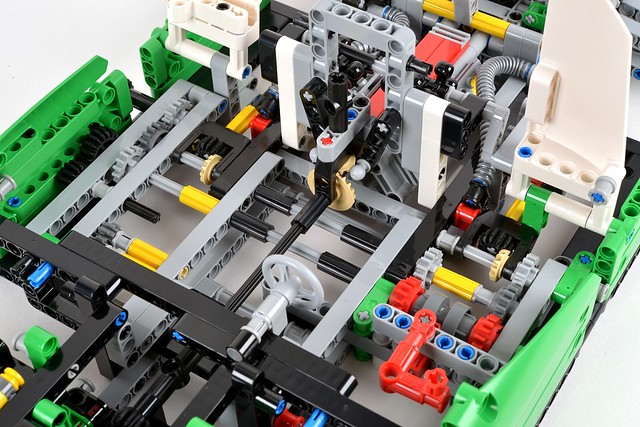 LEGO 42039 24 Hour Racer | Brickset