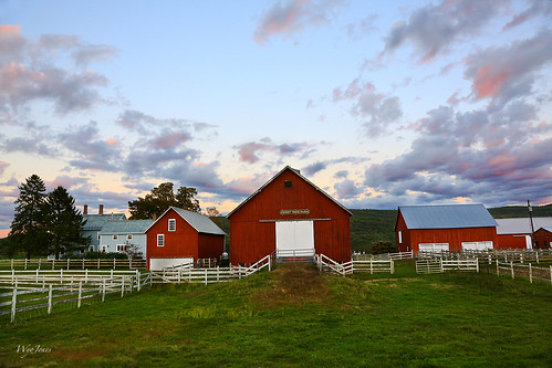 trees sunset house clouds barn fence twilight vermont farm np cloudscape sheds putney sweettreefarm wyojones