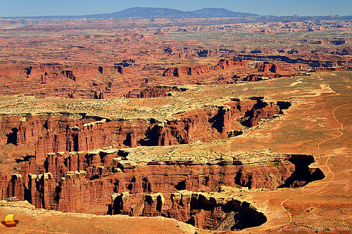 mountains southwest landscape outdoors photography utah nationalpark unitedstates desert deep roadtrip canyon american highdesert canyonlands moab geology redrock steep roadtripping islandinthesky