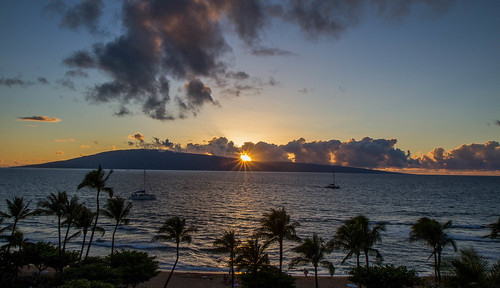 sunset hawaii maui lahaina