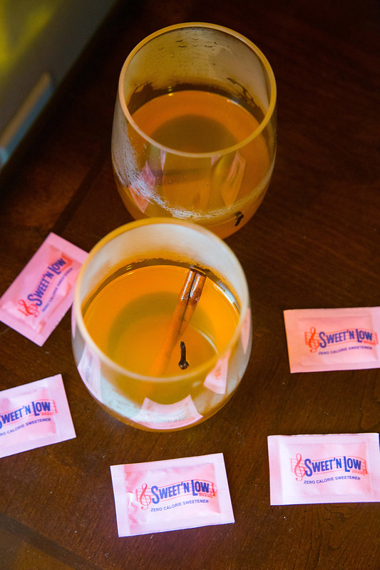 Low Calorie Mulled Apple Cider #SweetNLowStars