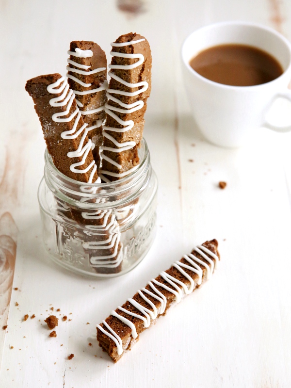 Gingersnap Biscotti | www.completelydelicious.com