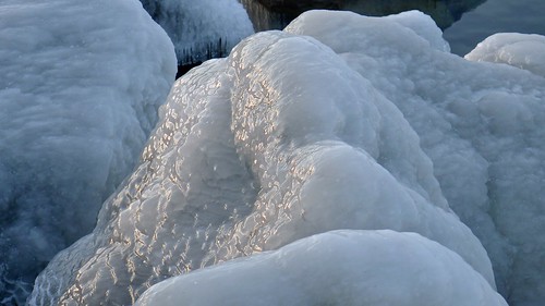 sunset lake canada ice water rocks britishcolumbia okanagan h2o panasonic icy penticton solid accretion okanaganlake lx5 nigeldawson dmclx5 jasbond007 copyrightnigeldawson2014