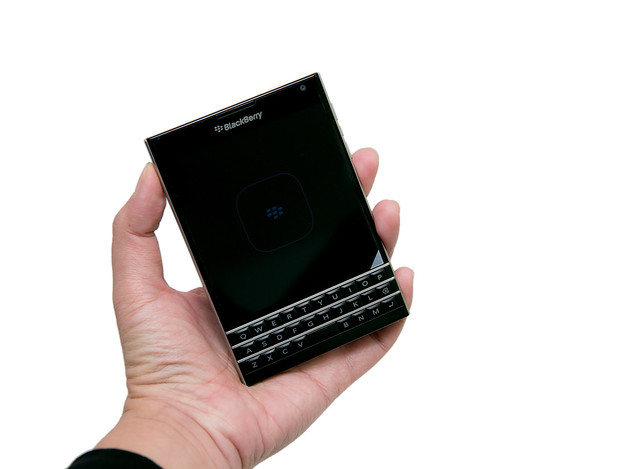 最正的手機 BlackBerry Passport (Q30) 高畫質開箱 @3C 達人廖阿輝