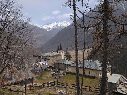 italy mountain montagne alpes landscape italia village valle scape alpi paesaggio paese daosta