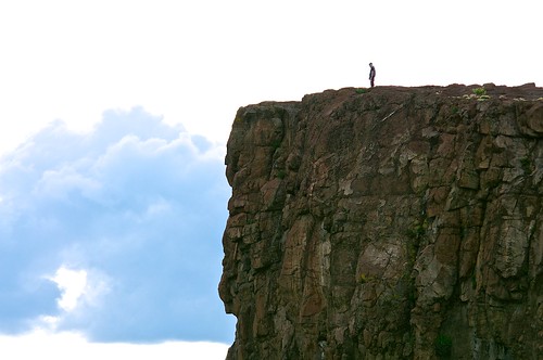tablemountain mesa alone landscape cliff sky rock