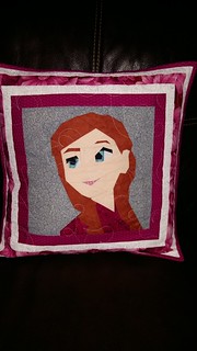 Frozen Elsa Cushion. Fandom in Stitches paper pieced.
