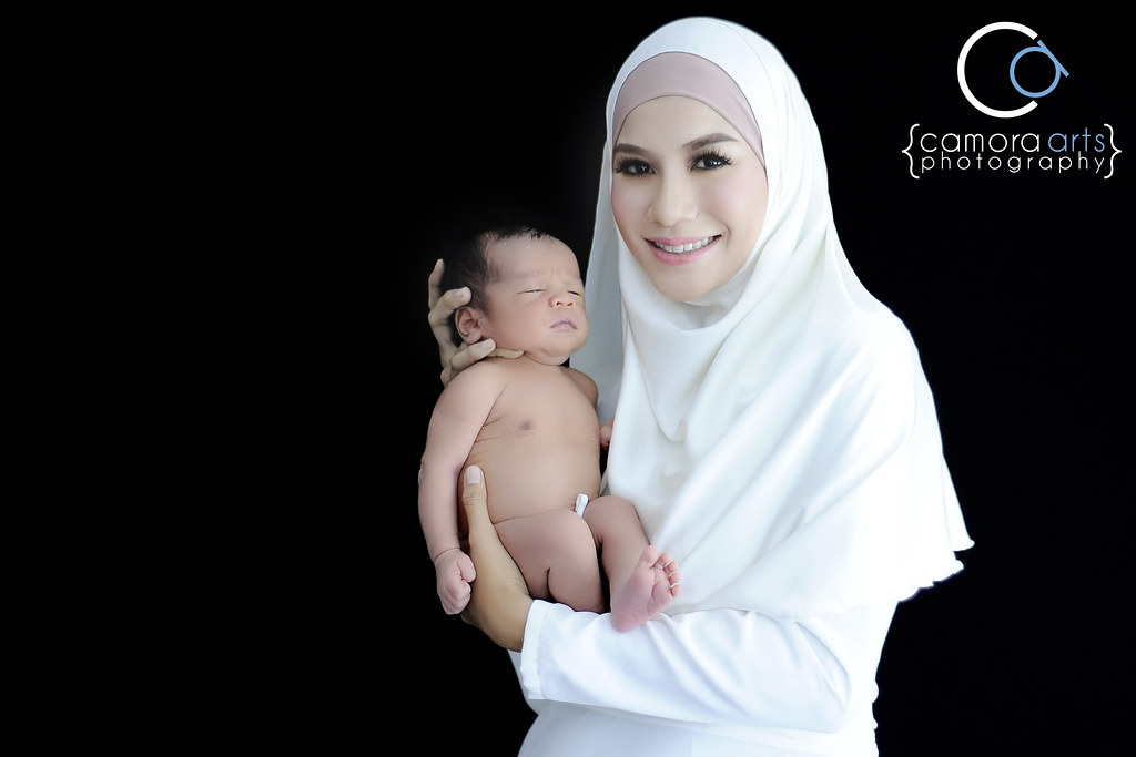 Gambar Bayi Arisz Anak Memey Suhaiza &Amp; Norman Hakim