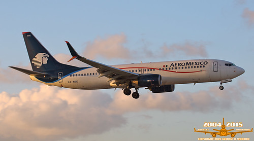 plane airplane aircraft airline airlines airliner jet jetliner flight flying aviation travel transport transportation spotting planespotting georgewidener georgerwidener stockphoto wingletphotography canon 7d dslr miami florida mia kmia fl 2015 south amx aeromexico boeing xaame scimitar winglets evening sunset dusk 36708 4559 737 738 737800 737852