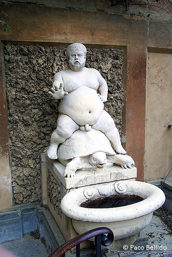 Estatua de Baco en el Palazzo Pitti. © Paco Bellido, 2003