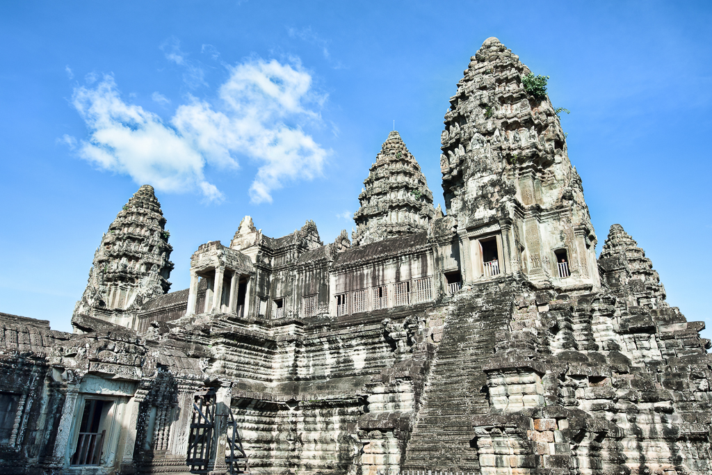 Back to Angkor Wat again!