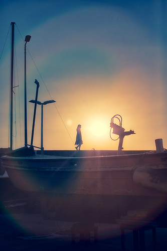 light sunset lebanon color girl silhouette harbor boat outdoor flare oldtown batroun leamourhege