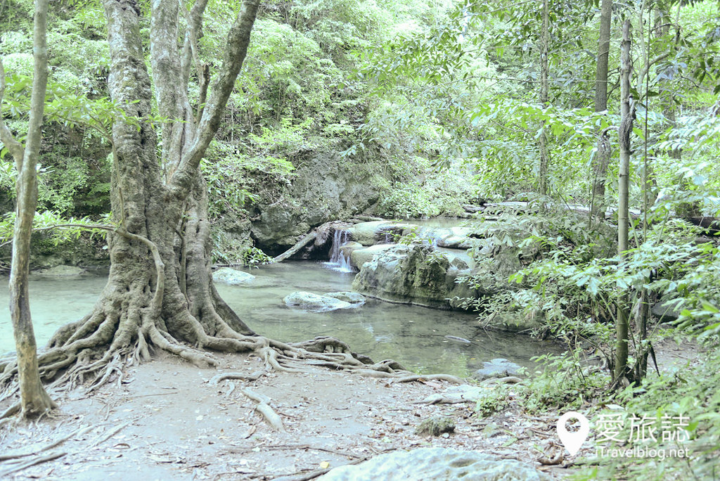 泰国北碧府伊拉望国家公园七彩瀑布 Erawan National Park (42)