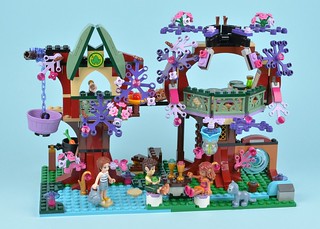 LEGO 41075 The Elves' Treetop Hideaway review | Brickset
