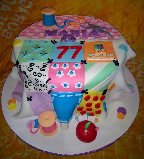 Suzanne Dionio's Sewing Themed Cake