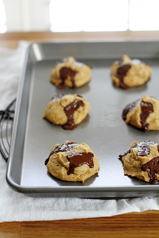 Four-Ingredient Peanut Butter Chocolate Chunk Cookies | www.girlversusdough.com @stephmwise