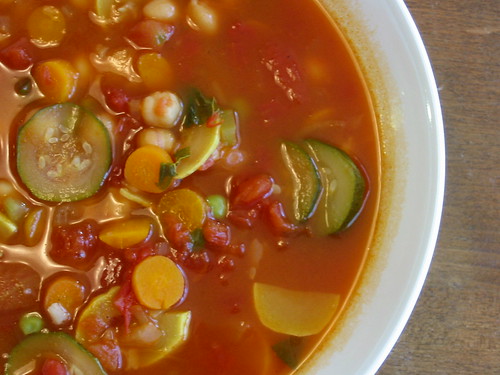Italian Vegetable Soup with Rice 015