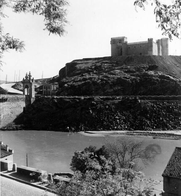 Castillo de San Servando en 1952. Fotografía de Erika Groth-Schmachtenberger © Universitätsbibliothek Augsburg