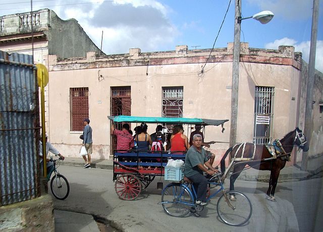 古巴之旅-美城西恩富戈斯以及古巴交通_图1-12