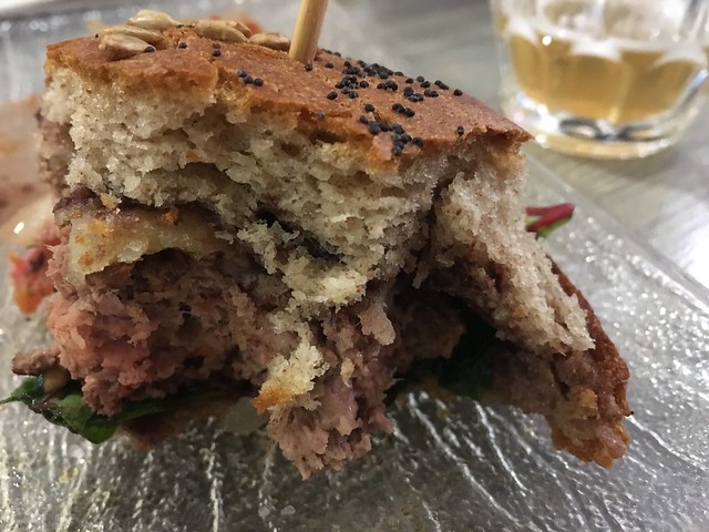 La Coutinelle gluten-free burger Montpellier France