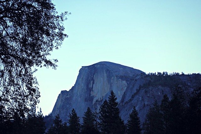 Yosemite Half Dome leirintäalueelta nähtynä