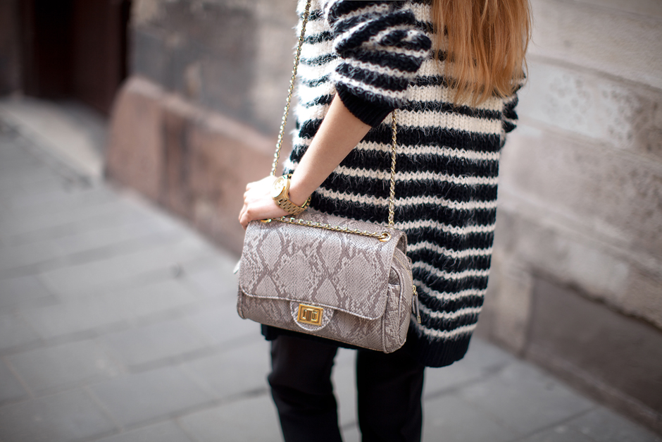marc-b-snake-print-chain-bag-outfit