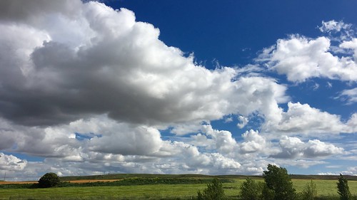 blue españa cloud verde green azul landscape spain paisaje viento nubes campo windfarm cuenca aerogeneradores eólico