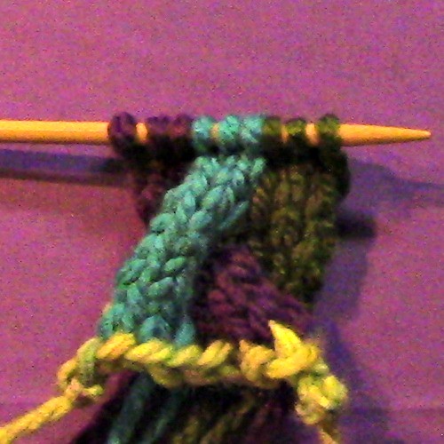 Braided-Cable-Bracelet-Repeat-Row-1