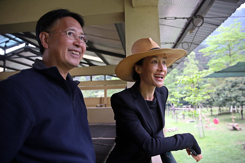 Maggie Q and Animals Asia Vietnam Director Tuan Bendixsen really enjoyed watching the centre 1