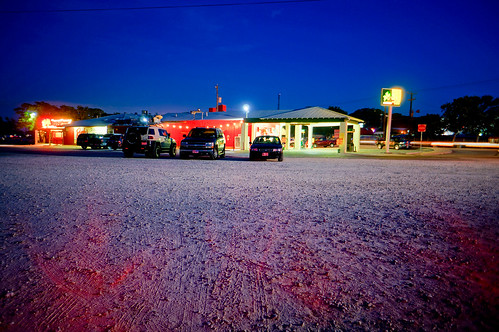 usa night sanantonio restaurant neon texas unitedstates bbq neonlights rudys rudystexasbarbq