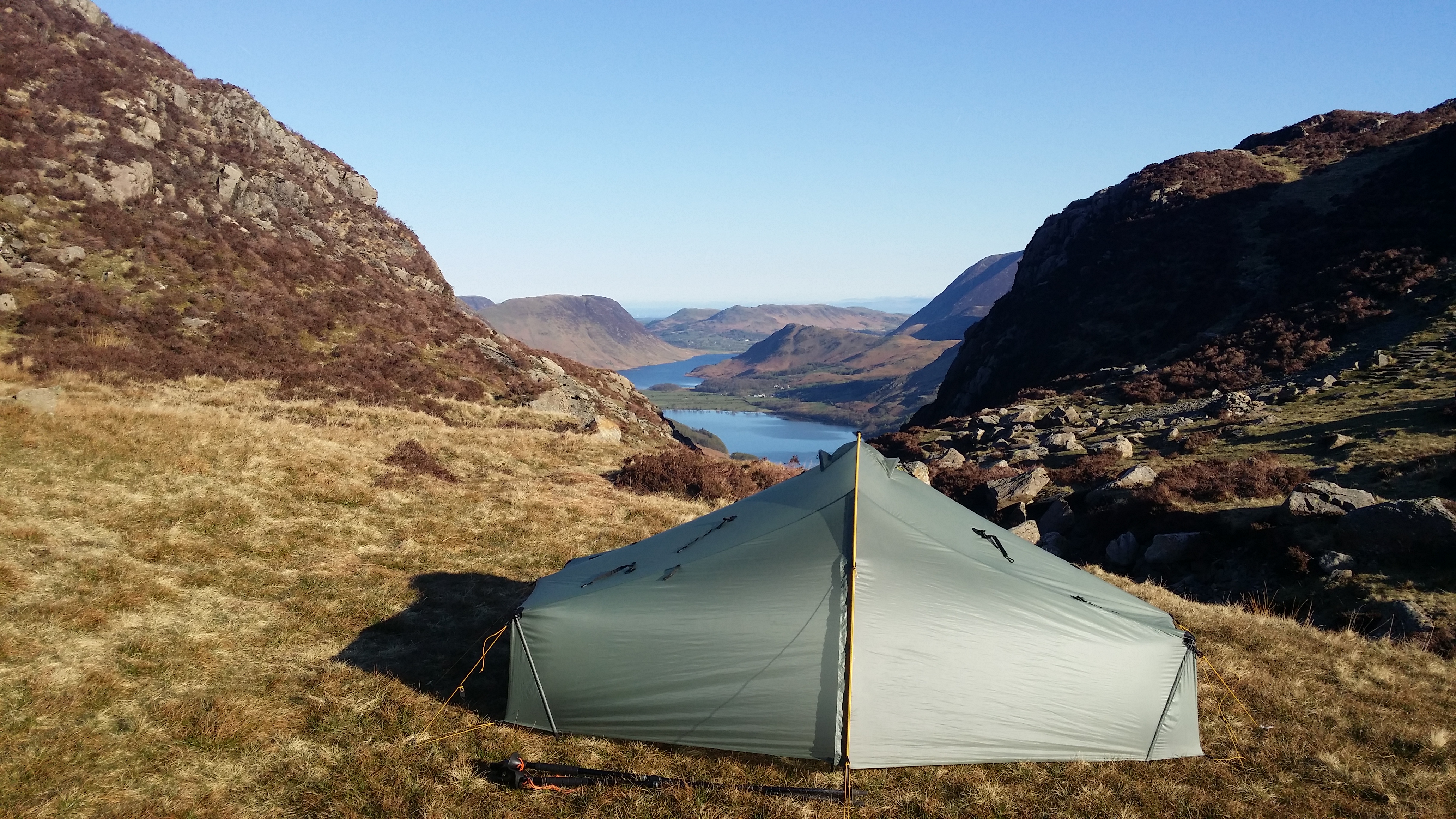 Camp overlooking Buttermere #sh