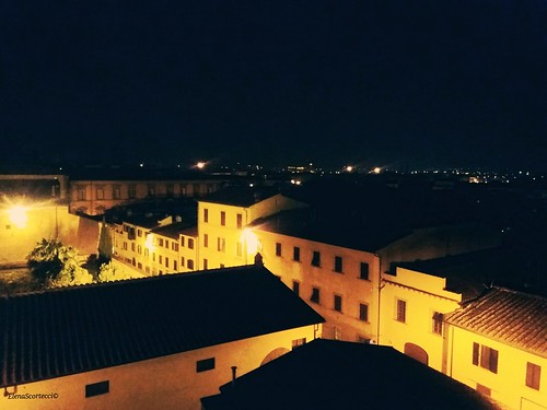 city italy house night landscape lights italia view case tuscany vista luci toscana notte paesaggio città arezzo