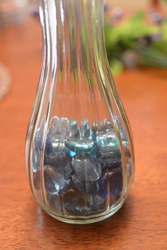 vase glass accent gems