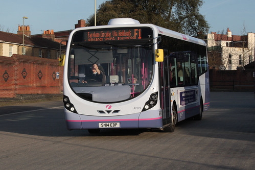 First Hampshire and Dorset  47579 SN14EBP Wright Streetlite