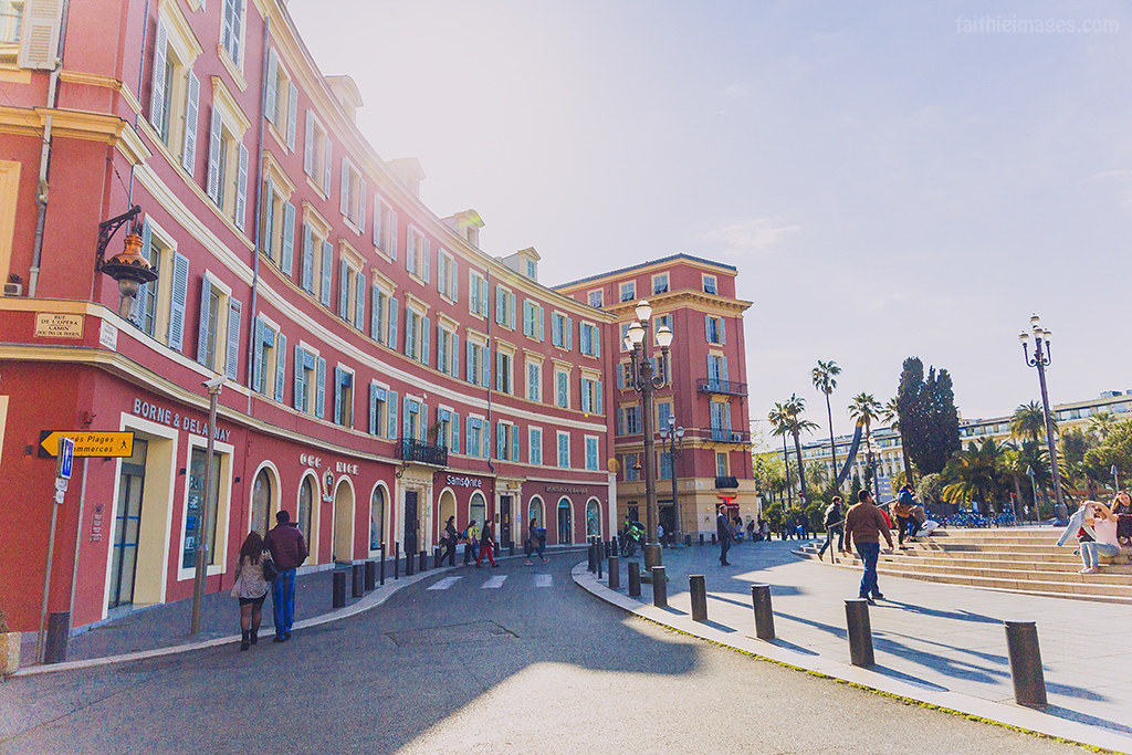 Colorful buildings in Nice