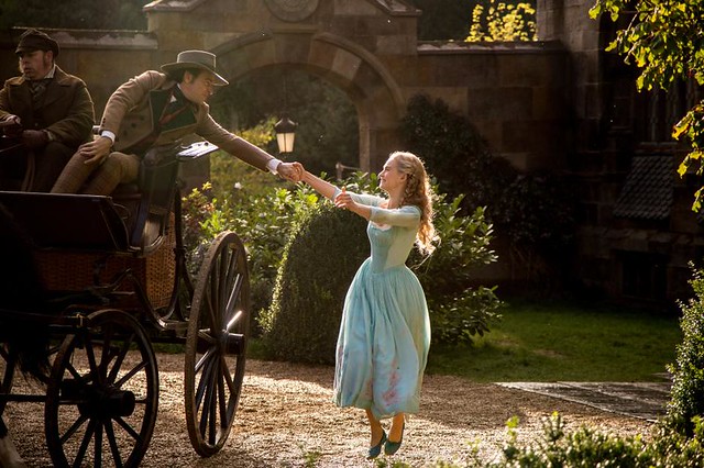 Cinderella-says-goodbye-to-father-2015-movie-review