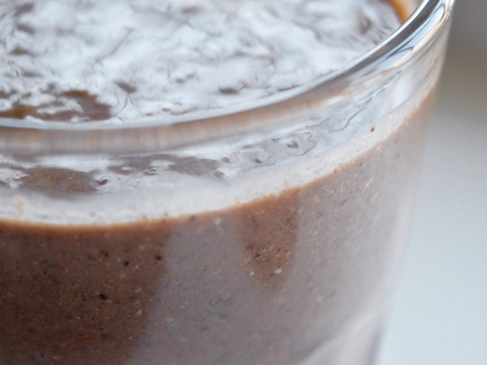 banana, chia seed, cashew butter and cocoa smoothie